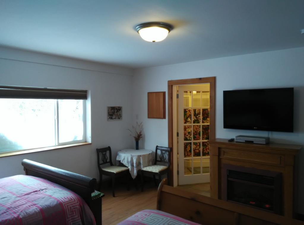 Harrison Hammond House Farmstay Harrison Mills 외부 사진