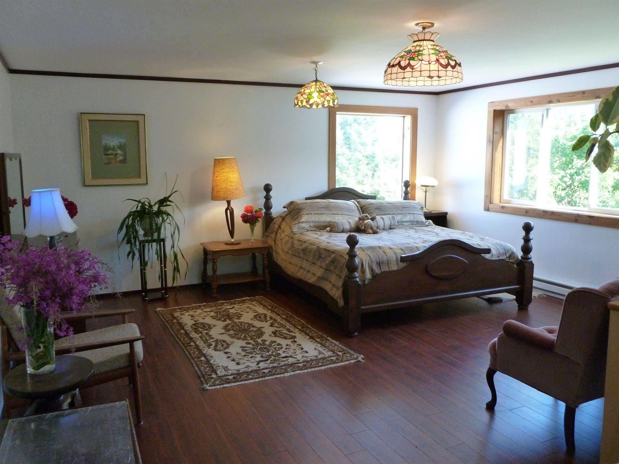 Harrison Hammond House Farmstay Harrison Mills 외부 사진