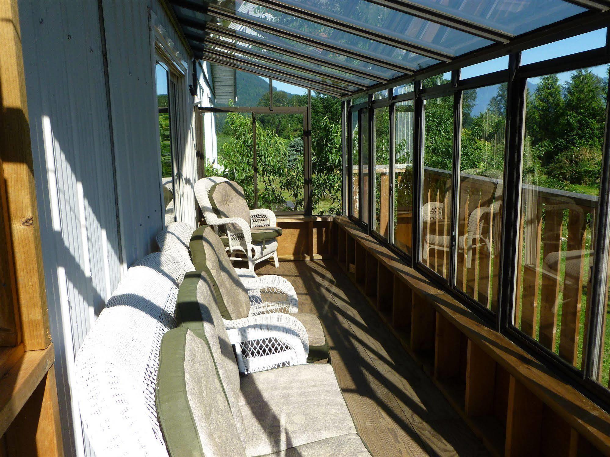 Harrison Hammond House Farmstay Harrison Mills 외부 사진