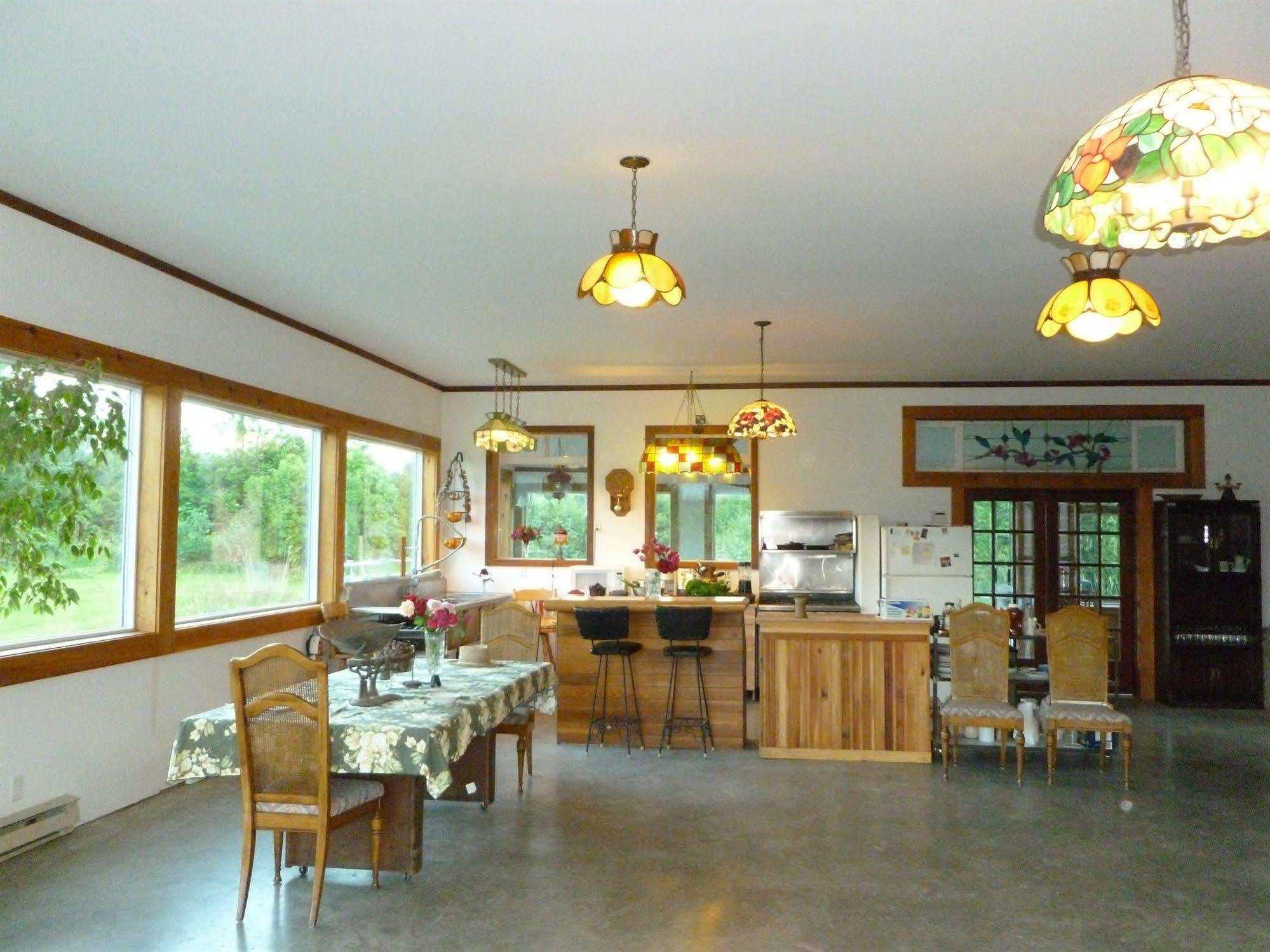 Harrison Hammond House Farmstay Harrison Mills 외부 사진